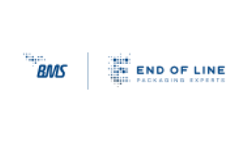 Ein Logo, das durch eine vertikale Linie in zwei Abschnitte geteilt ist. Auf der linken Seite steht „AMT“ in blauem Text mit einer kleinen abstrakten Grafik darüber. Auf der rechten Seite stehen die Worte „END OF LINE“ in blauen Großbuchstaben über einem kleineren Text mit der Aufschrift „Film Production Company“.