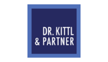 Ein Logo, das ein blaues Quadrat mit einem hellblauen Rand darstellt. In der Mitte des Quadrats steht der Text „DR. KITTL & PARTNER“ in weißen Großbuchstaben.